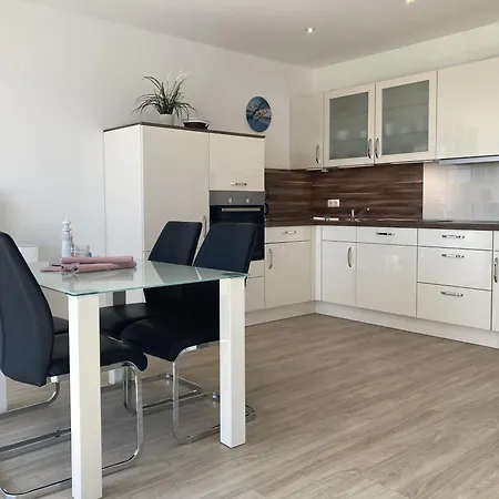 Luv- Am Kampland 20 דאהמה